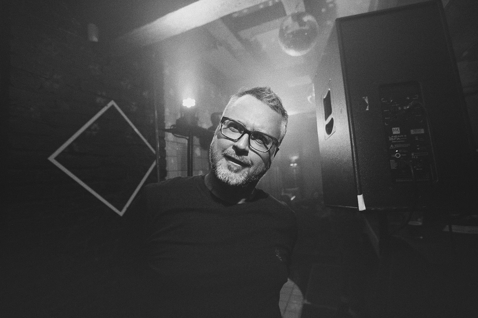 Pīta Tonga uzstāšanos Rīgā, 6.februārī, iesildīs pašmāju klubu mūzikas leģenda Bogdans Tarans